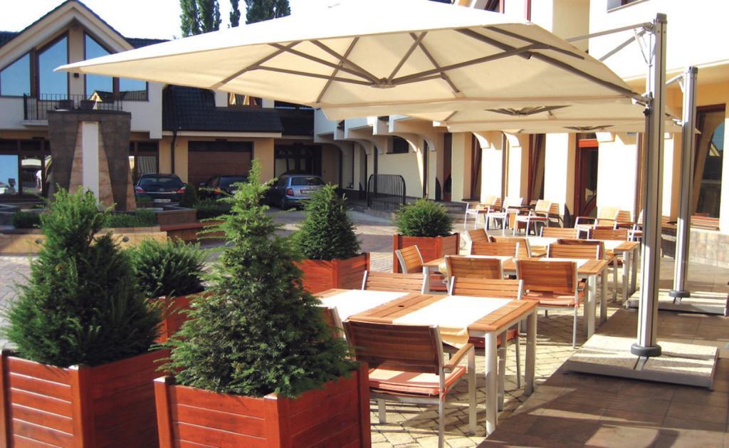 Hotel Enchante Presov Exterior photo