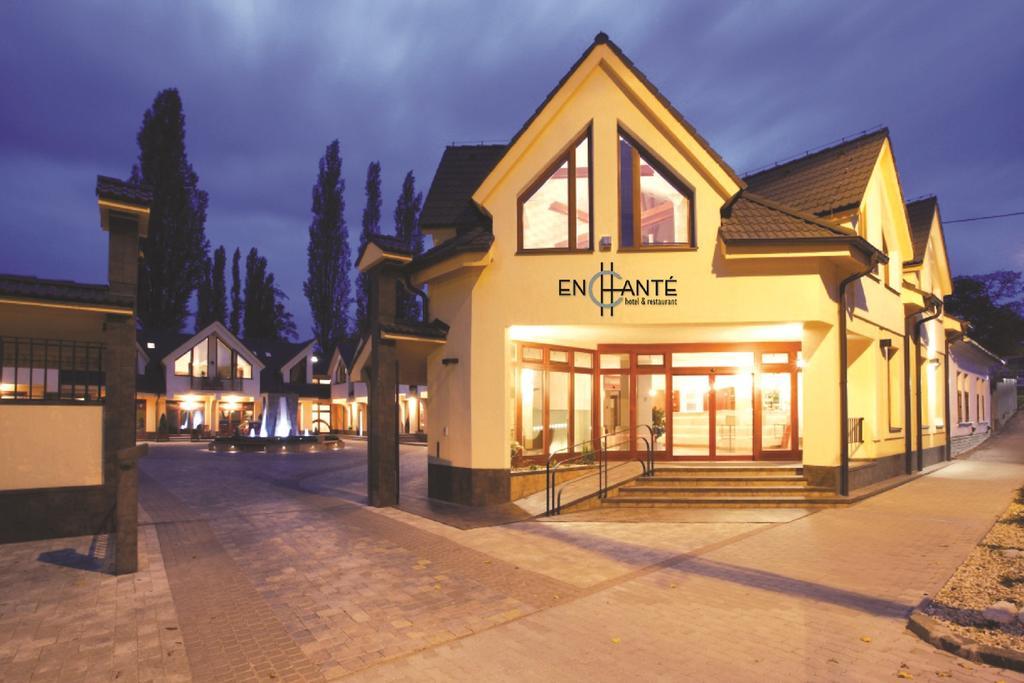 Hotel Enchante Presov Exterior photo