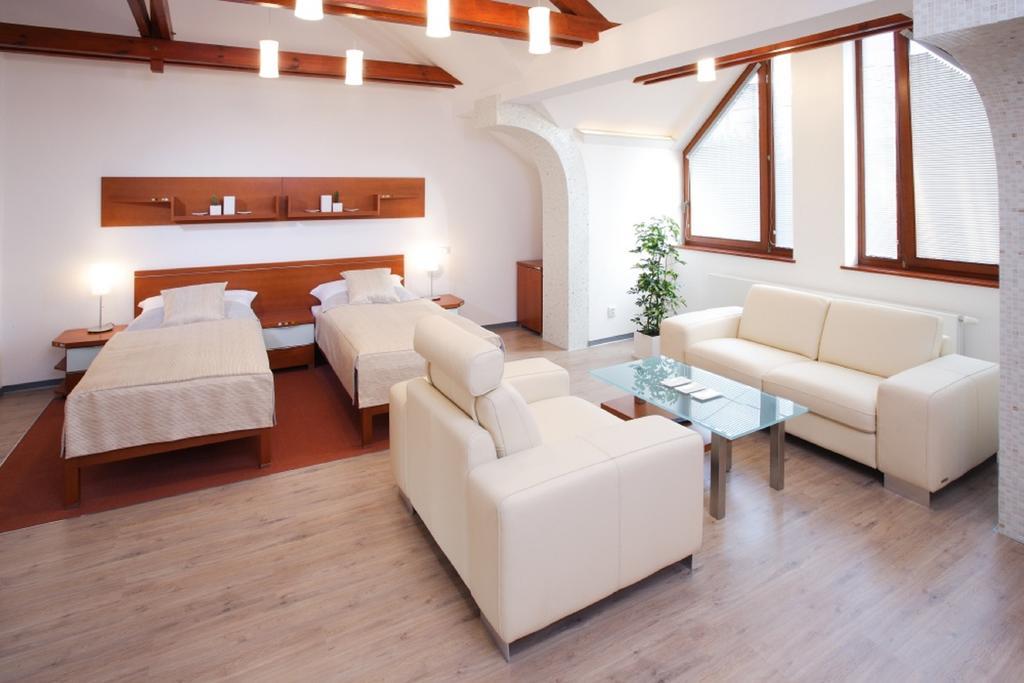 Hotel Enchante Presov Exterior photo