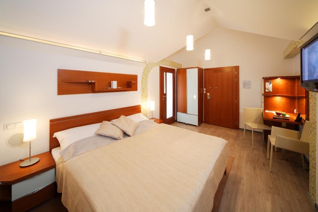 Hotel Enchante Presov Exterior photo